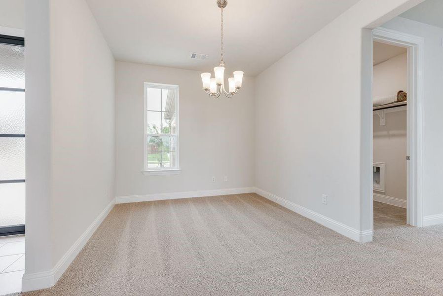 Spacious, unfurnished interior of a new home in Breezy Hill, Rockwall (Image 18). Spacious, unfurnished interior of a new home in Breezy Hill, Rockwall (Image 18).