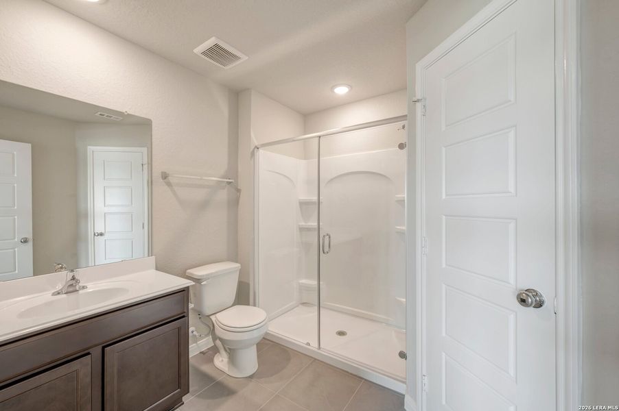 Furnished interior view inside a new home in Greenspoint Heights, Seguin (Image 6). Furnished interior view inside a new home in Greenspoint Heights, Seguin (Image 6).