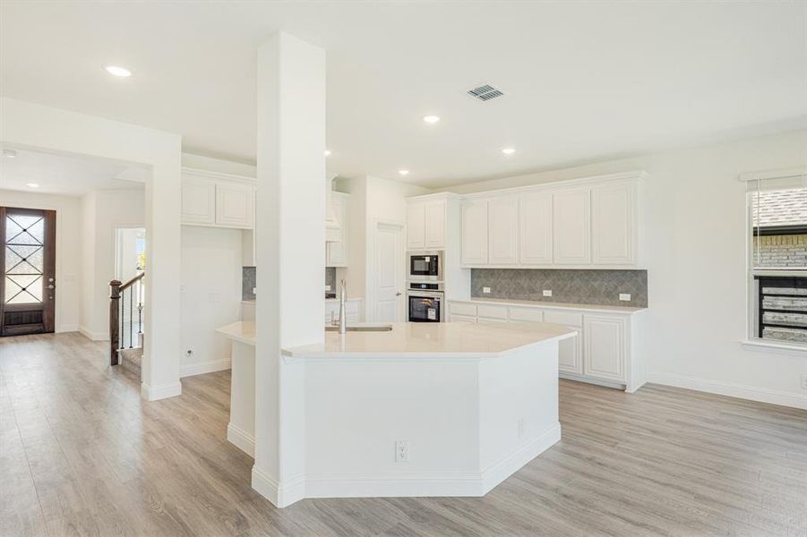 Furnished interior view inside a new home in Union Park Classic 55, Little Elm (Image 11).