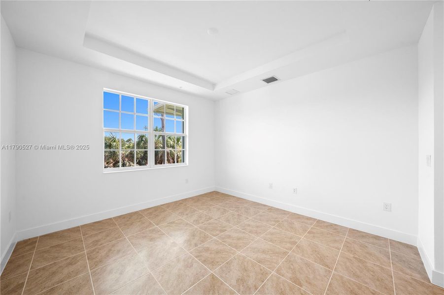 Spacious, unfurnished interior of a new home in , Bonita Springs (Image 6). Spacious, unfurnished interior of a new home in , Bonita Springs (Image 6).
