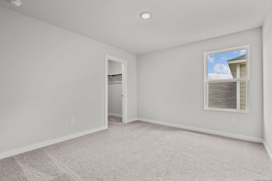 Spacious, unfurnished interior of a new home in Park Place, New Braunfels (Image 23).