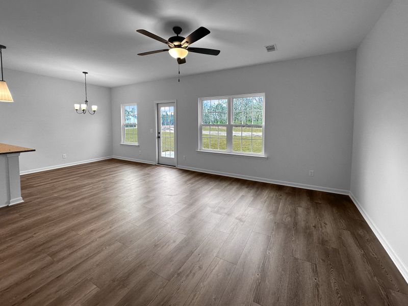 Spacious, unfurnished interior of a new home in Grand Reserve, Hinesville (Image 12).