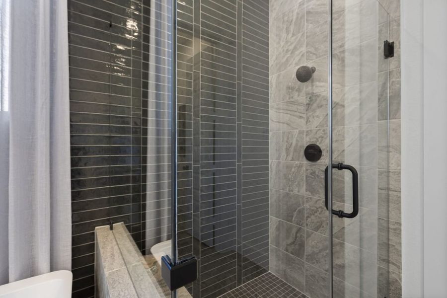 Representative interior finishes for a home built from the Alamo Katy Lakes 60s by Brohn Homes in Katy Lakes, Katy (Image 21).