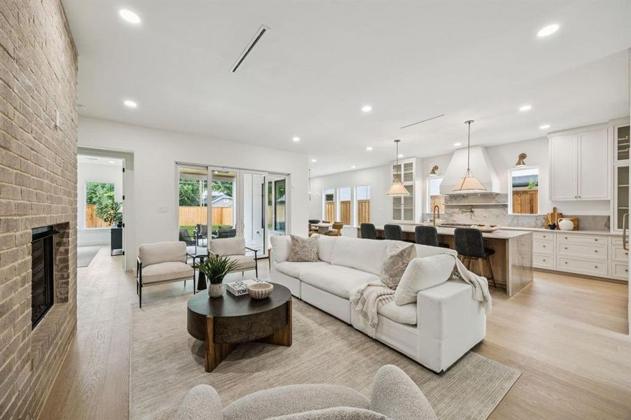 Furnished interior view inside a new home in , Dallas (Image 11).