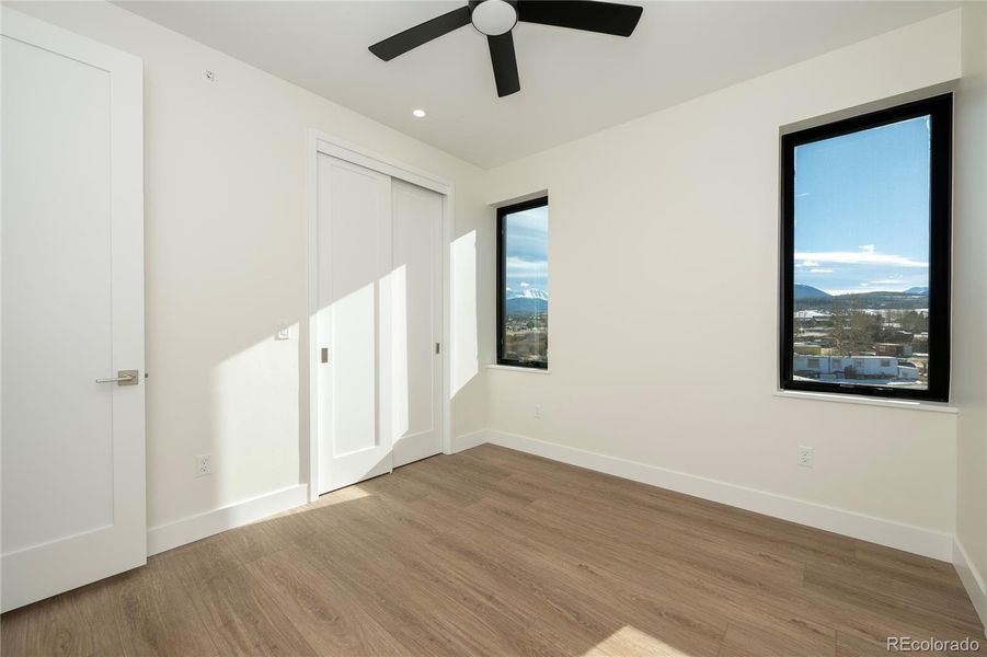 Spacious, unfurnished interior of a new home in , Fraser (Image 37).