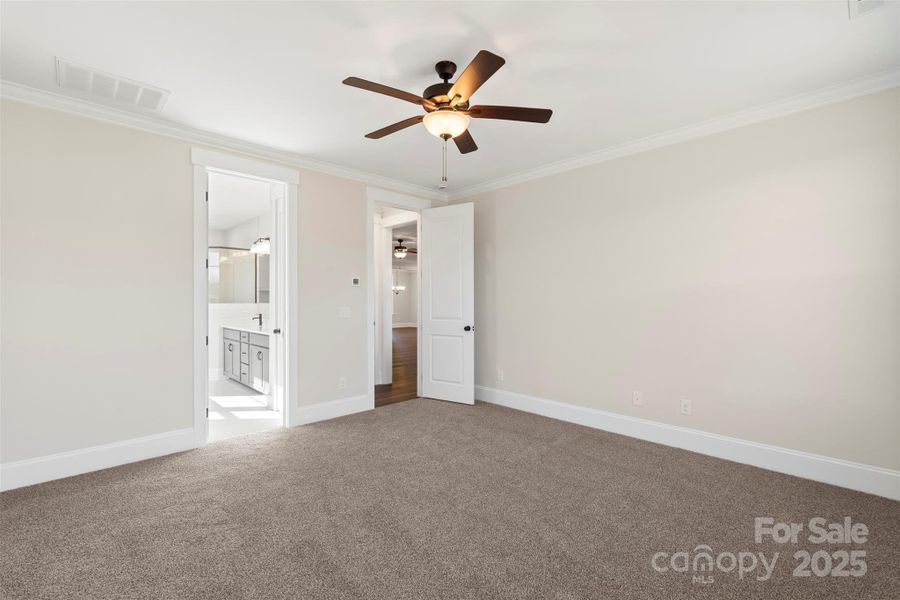 Spacious, unfurnished interior of a new home in Riverwalk, Rock Hill (Image 24).