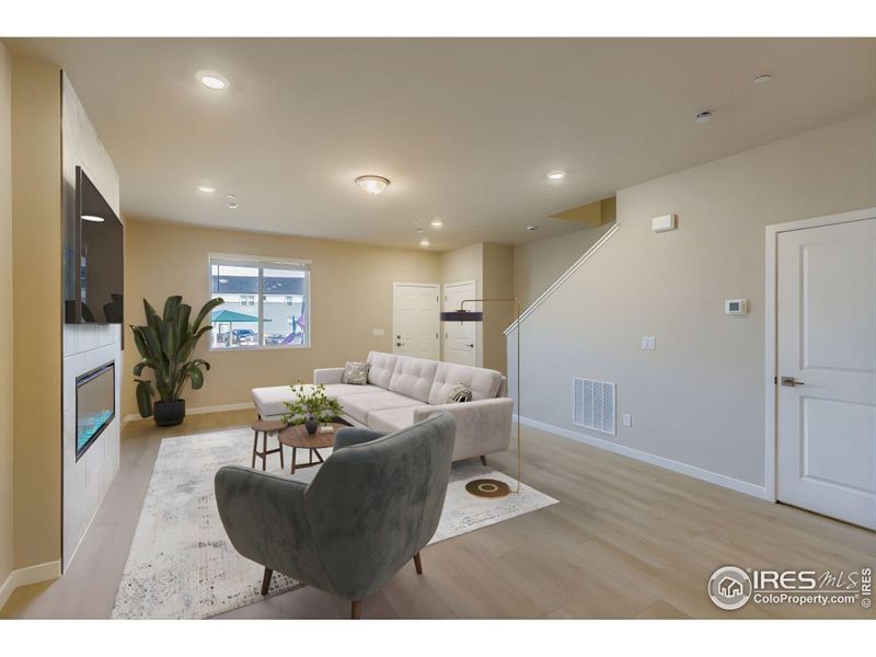 Great for entertaining or just hanging out Great for entertaining or just hanging out