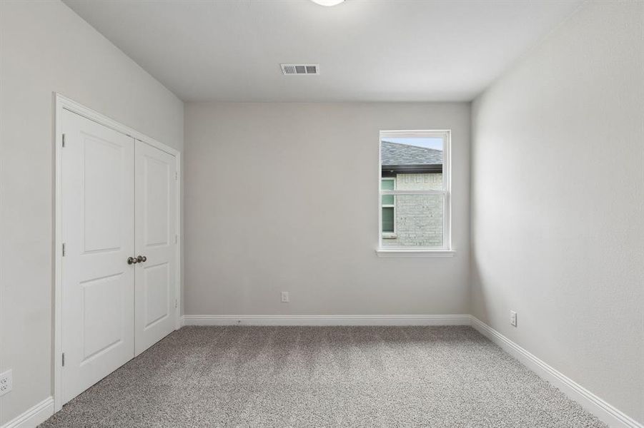 Spacious, unfurnished interior of a new home in Santorini, Seagoville (Image 15). Spacious, unfurnished interior of a new home in Santorini, Seagoville (Image 15).