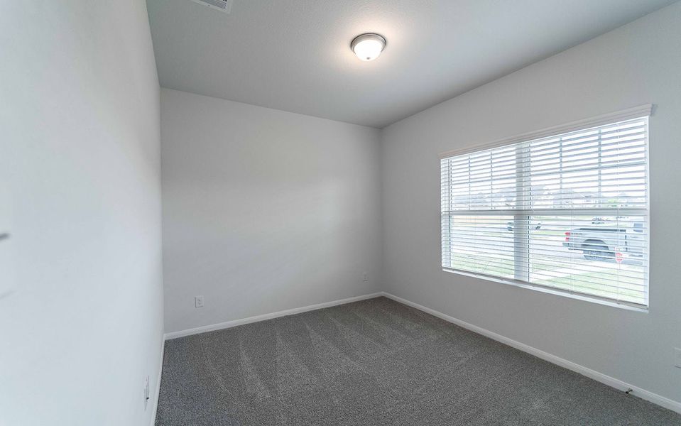 Spacious, unfurnished interior of a new home in Paramount, Kyle (Image 13).