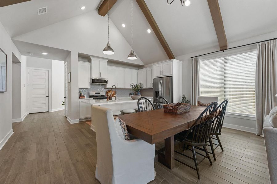 Large Dining Area Large Dining Area