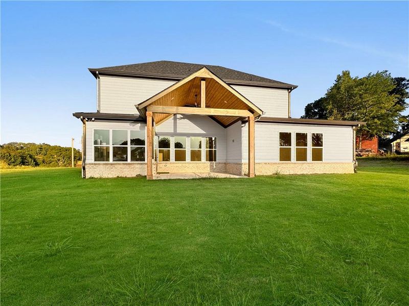 Image 81 of a home in .