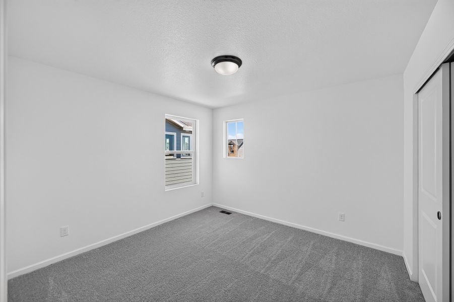 Spacious, unfurnished interior of a new home in Sky Ranch, Watkins (Image 21). Spacious, unfurnished interior of a new home in Sky Ranch, Watkins (Image 21).