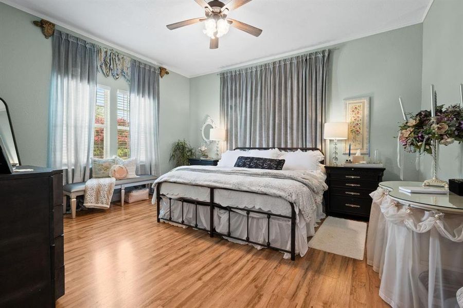 Furnished interior view inside a new home in , Mineral Wells (Image 12).