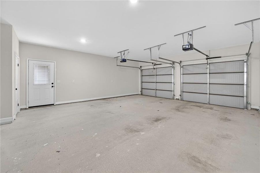 Spacious, unfurnished interior of a new home in , Tucker (Image 49).