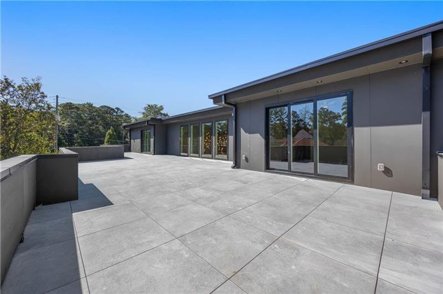 Exterior details and patio area of a home in , Atlanta (Image 41).