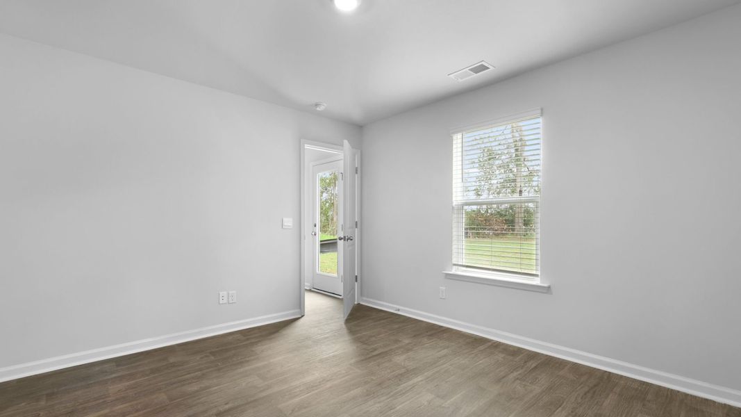 Representative unfurnished interior of a home built from the SULLIVAN by D.R. Horton in Evergreen, Holly Hill (Image 20).