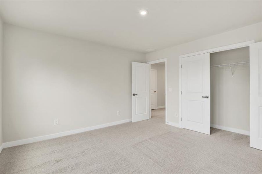 Spacious, unfurnished interior of a new home in Cobblestone at East Argent, Hardeeville (Image 23).