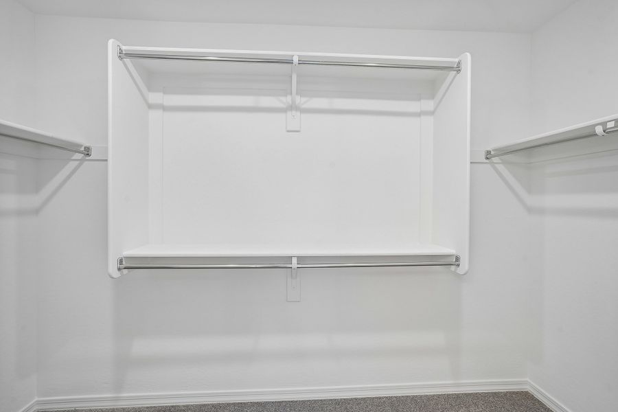 Spacious, unfurnished interior of a new home in Rancho Mercado, Surprise (Image 29).