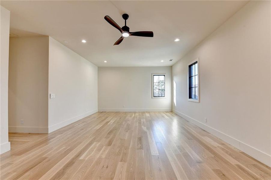 Spacious, unfurnished interior of a new home in , Alpharetta (Image 80). Spacious, unfurnished interior of a new home in , Alpharetta (Image 80).