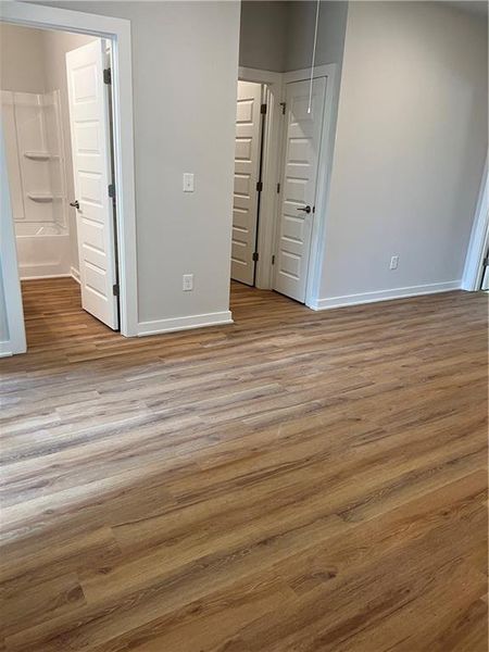 Spacious, unfurnished interior of a new home in , Gainesville (Image 67).