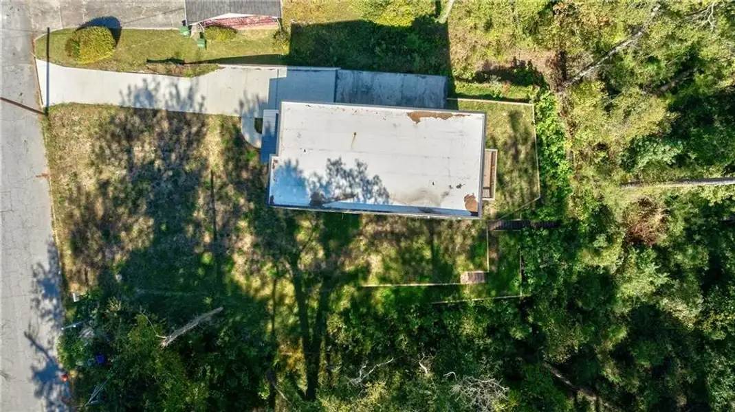 Image 52 of a home in .
