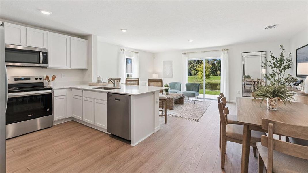Furnished interior view inside a new home in Evergreen Park, Kissimmee (Image 5).