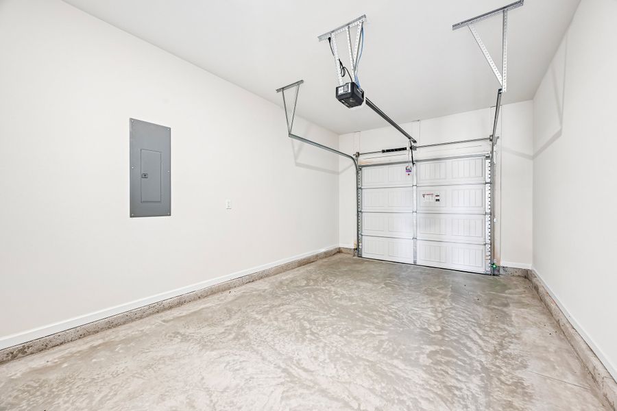 Spacious, unfurnished interior of a new home in Trenton Place, Roebuck (Image 22).
