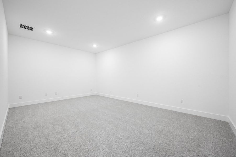 Representative unfurnished interior of a home built from the Palladium by Taylor Morrison in Travisso Naples Collection, Leander (Image 14).