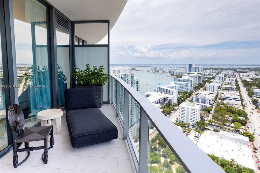 Condo located in Miami Beach, FL showcasing its design and architecture (Image 2). Condo located in Miami Beach, FL showcasing its design and architecture (Image 2).