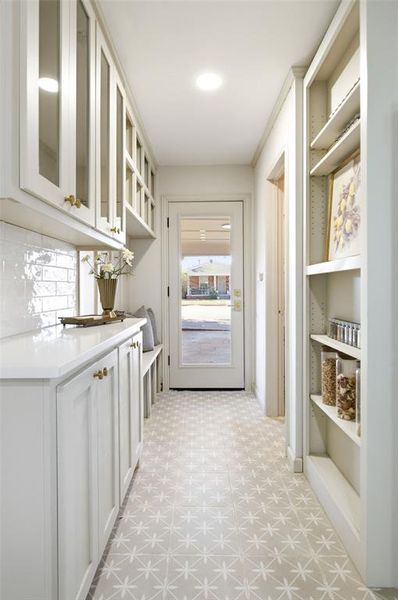 Furnished interior view inside a new home in , Sweetwater (Image 24). Furnished interior view inside a new home in , Sweetwater (Image 24).