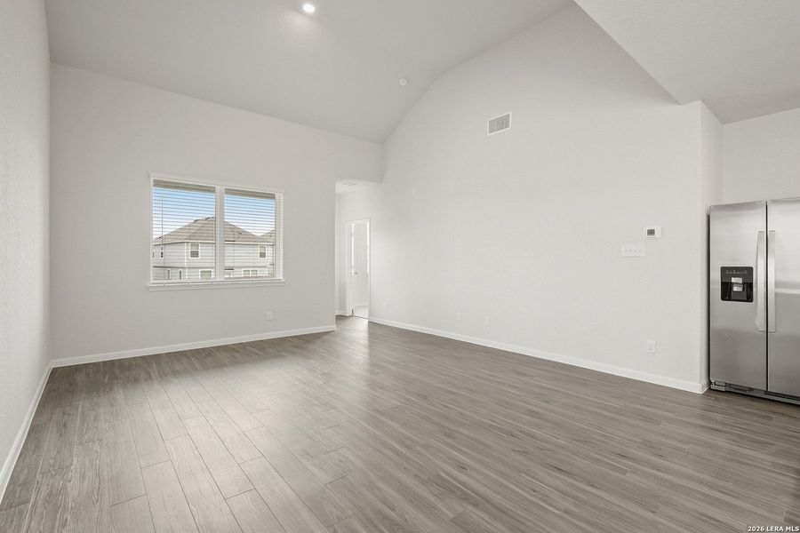 Spacious, unfurnished interior of a new home in Hickory Ridge, Elmendorf (Image 17).