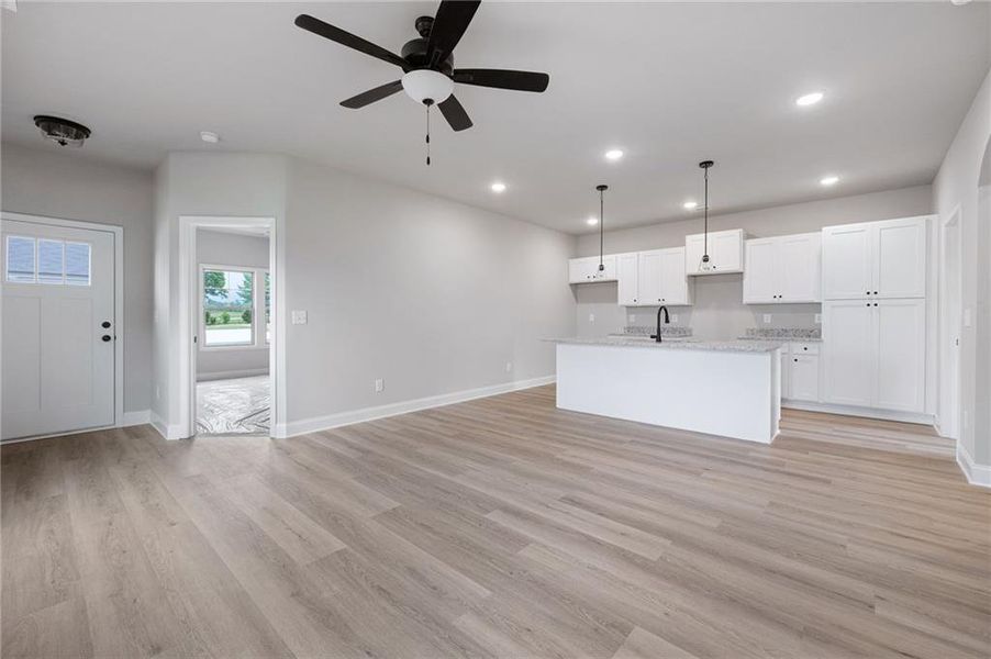 Spacious, unfurnished interior of a new home in , Carrollton (Image 14).