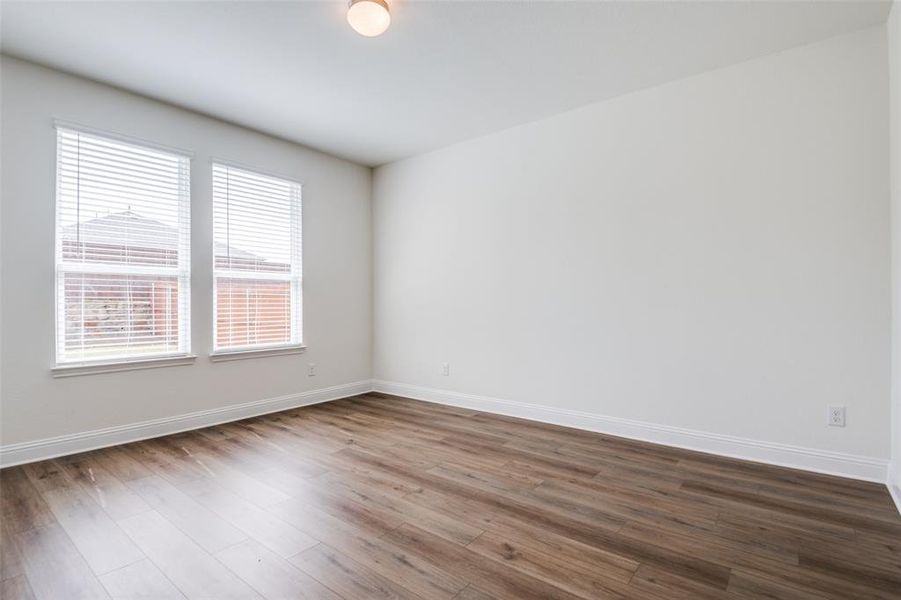 Spacious, unfurnished interior of a new home in Heartland, Heartland (Image 11). Spacious, unfurnished interior of a new home in Heartland, Heartland (Image 11).
