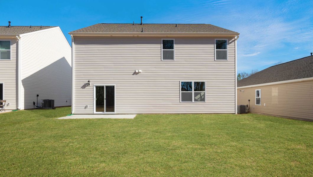 Representative exterior details of a home built from the Wilmington by D.R. Horton in Forest Brook, Easley (Image 3).
