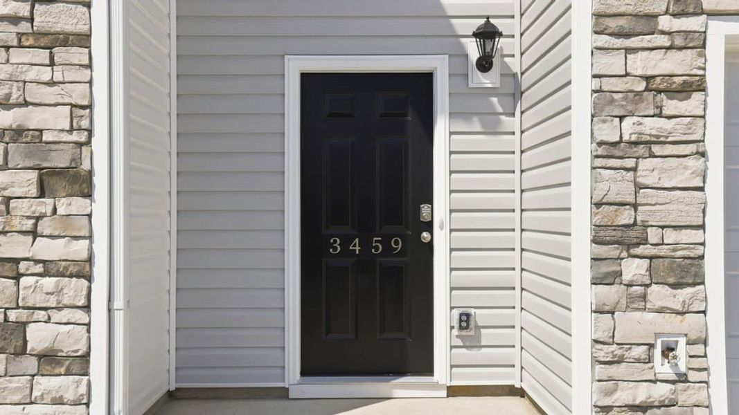 Exterior details and patio area of a home in Baxter Village, Boiling Springs (Image 3).