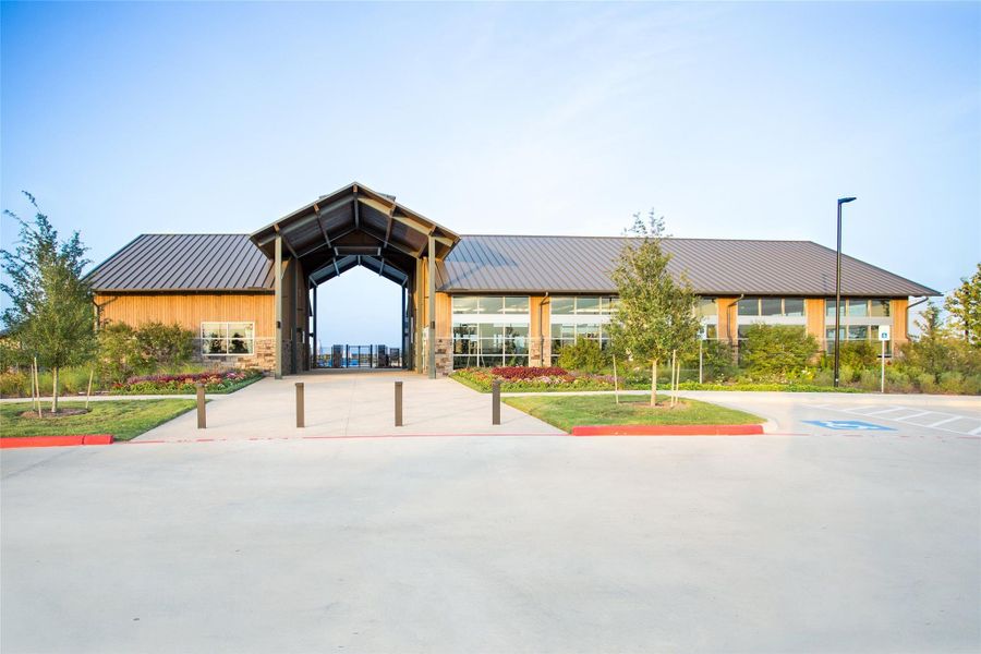 Community amenities in Jordan Ranch, Fulshear (Image 9).