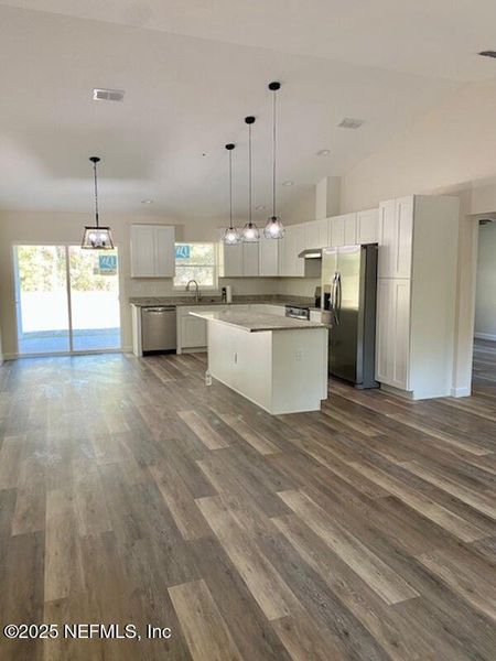 Image 14 of a home in . Image 14 of a home in .