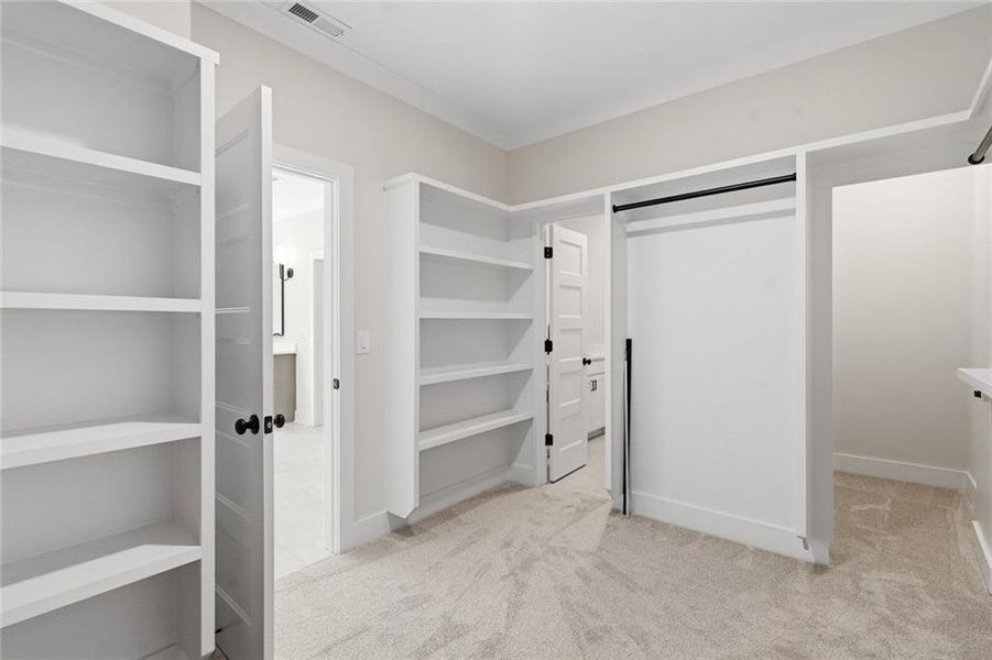 Spacious, unfurnished interior of a new home in , Marietta (Image 22).
