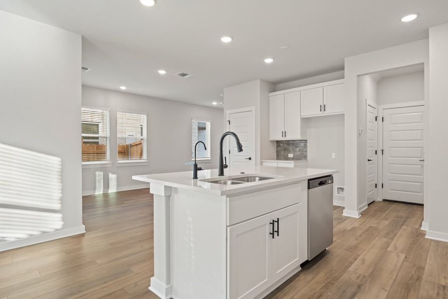 Furnished interior view inside a new home in Union Collection at Park Central, Georgetown (Image 10). Furnished interior view inside a new home in Union Collection at Park Central, Georgetown (Image 10).