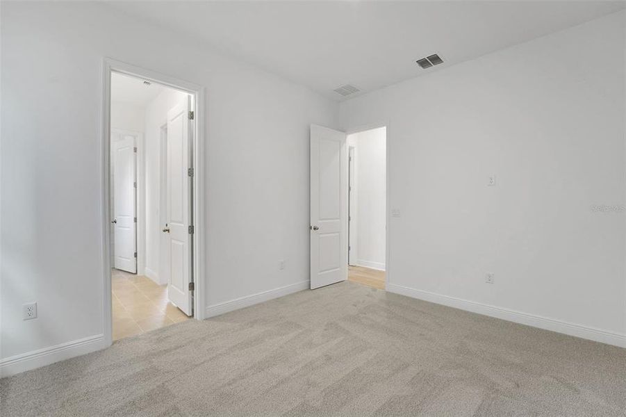 Spacious, unfurnished interior of a new home in Palms at Windermere, Windermere (Image 38). Spacious, unfurnished interior of a new home in Palms at Windermere, Windermere (Image 38).