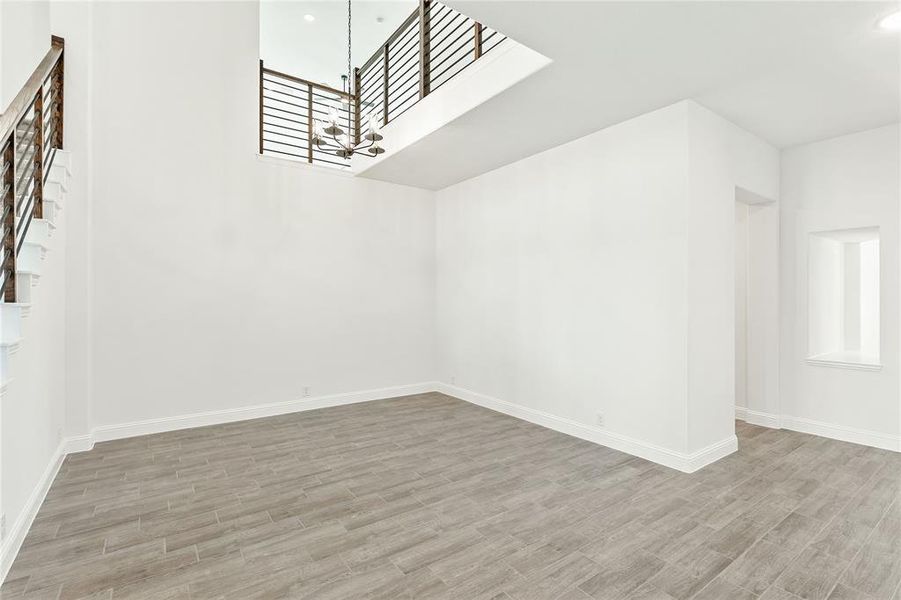 Spacious, unfurnished interior of a new home in Glenbrook, Red Oak (Image 23).