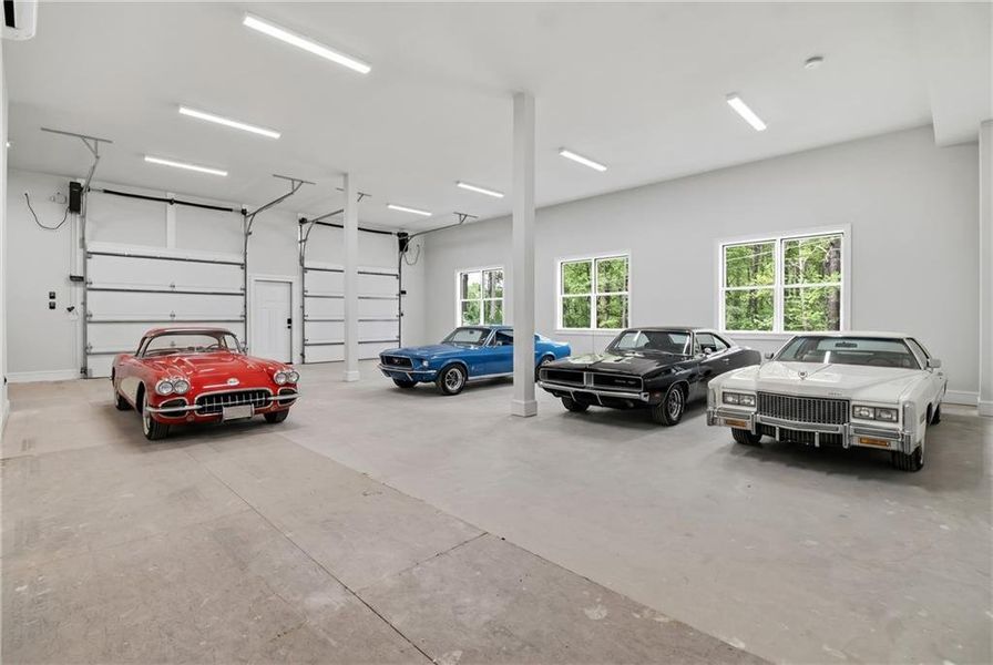 Image 86 of a home in .