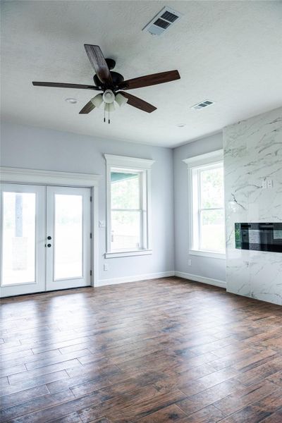 Spacious, unfurnished interior of a new home in , Port Arthur (Image 42). Spacious, unfurnished interior of a new home in , Port Arthur (Image 42).