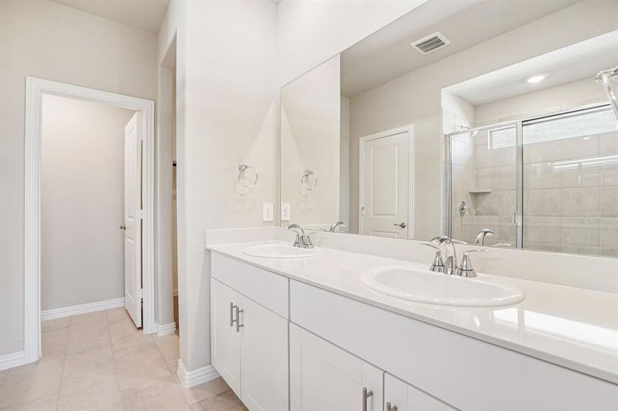 Furnished interior view inside a new home in Lakehaven - Signature Series, Farmersville (Image 14). Furnished interior view inside a new home in Lakehaven - Signature Series, Farmersville (Image 14).