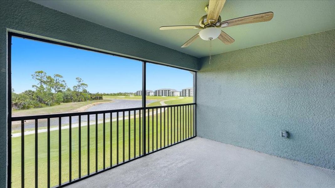 Exterior details and patio area of a home in , Venice (Image 20).