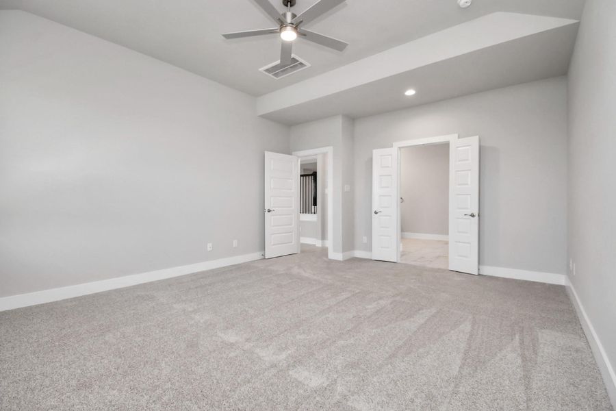 Sample photo of completed home with similar floor plan. Actual colors and selections may vary. Sample photo of completed home with similar floor plan. Actual colors and selections may vary.