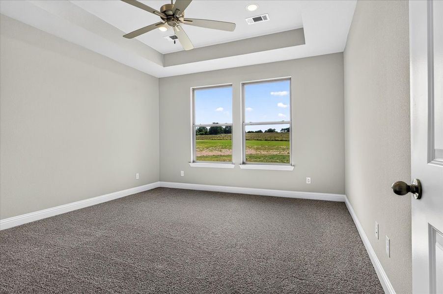 Spacious, unfurnished interior of a new home in The Ranches at Valley View, Springtown (Image 39).