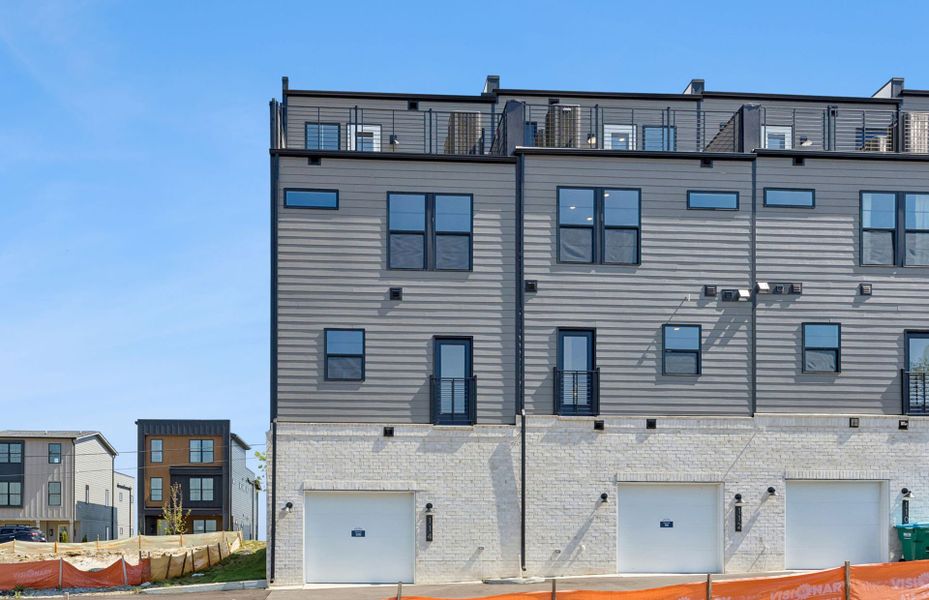 Condo located in Nashville, TN showcasing its design and architecture (Image 3). Condo located in Nashville, TN showcasing its design and architecture (Image 3).