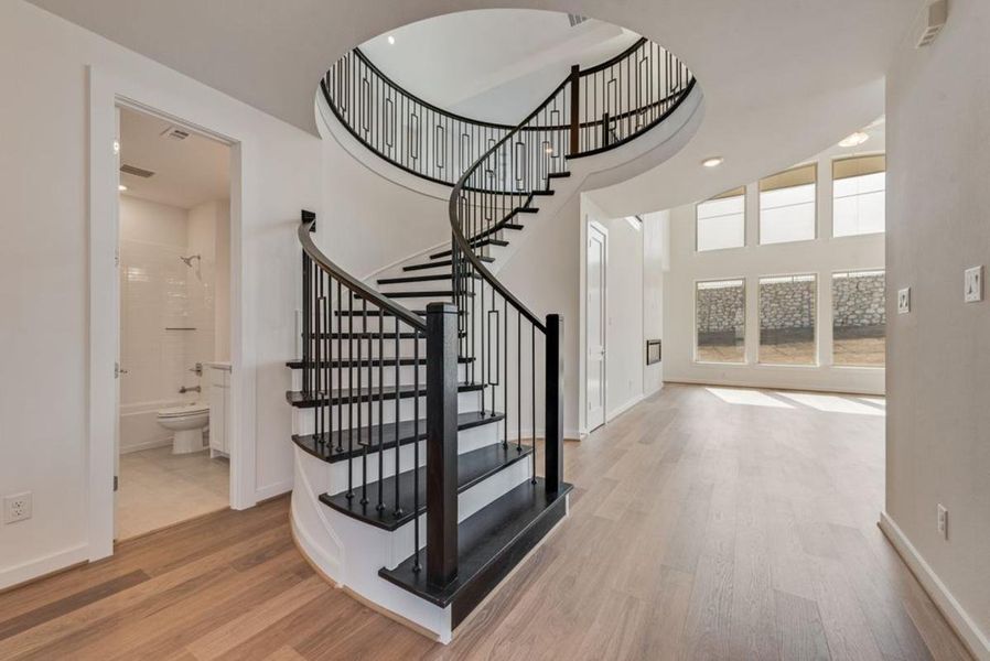 Image 33 of a home in Chatham Reserve.