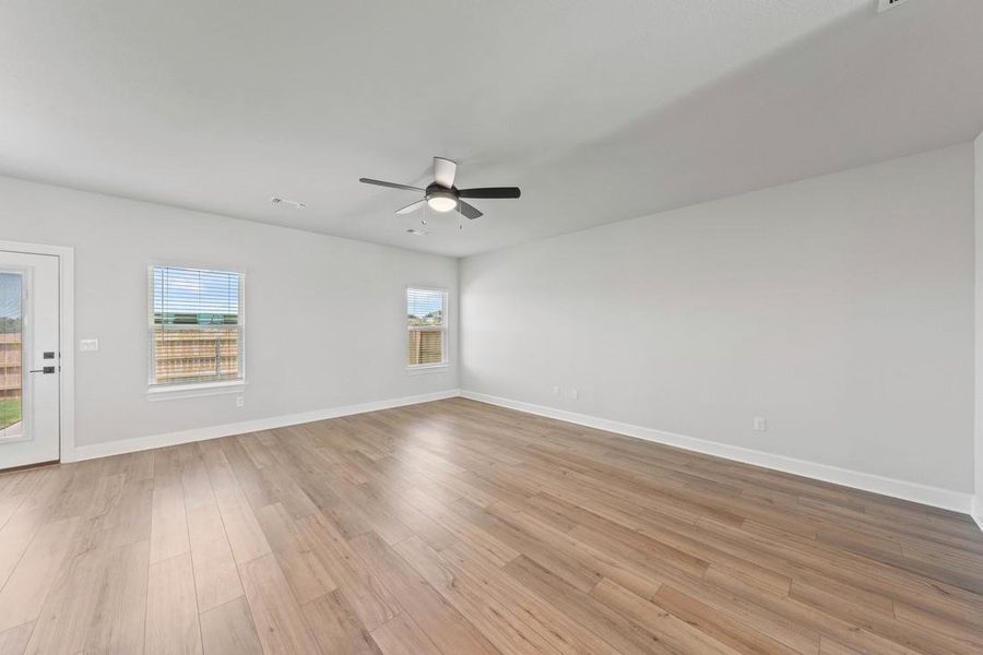 Spacious, unfurnished interior of a new home in Whisper Valley, Manor (Image 14).